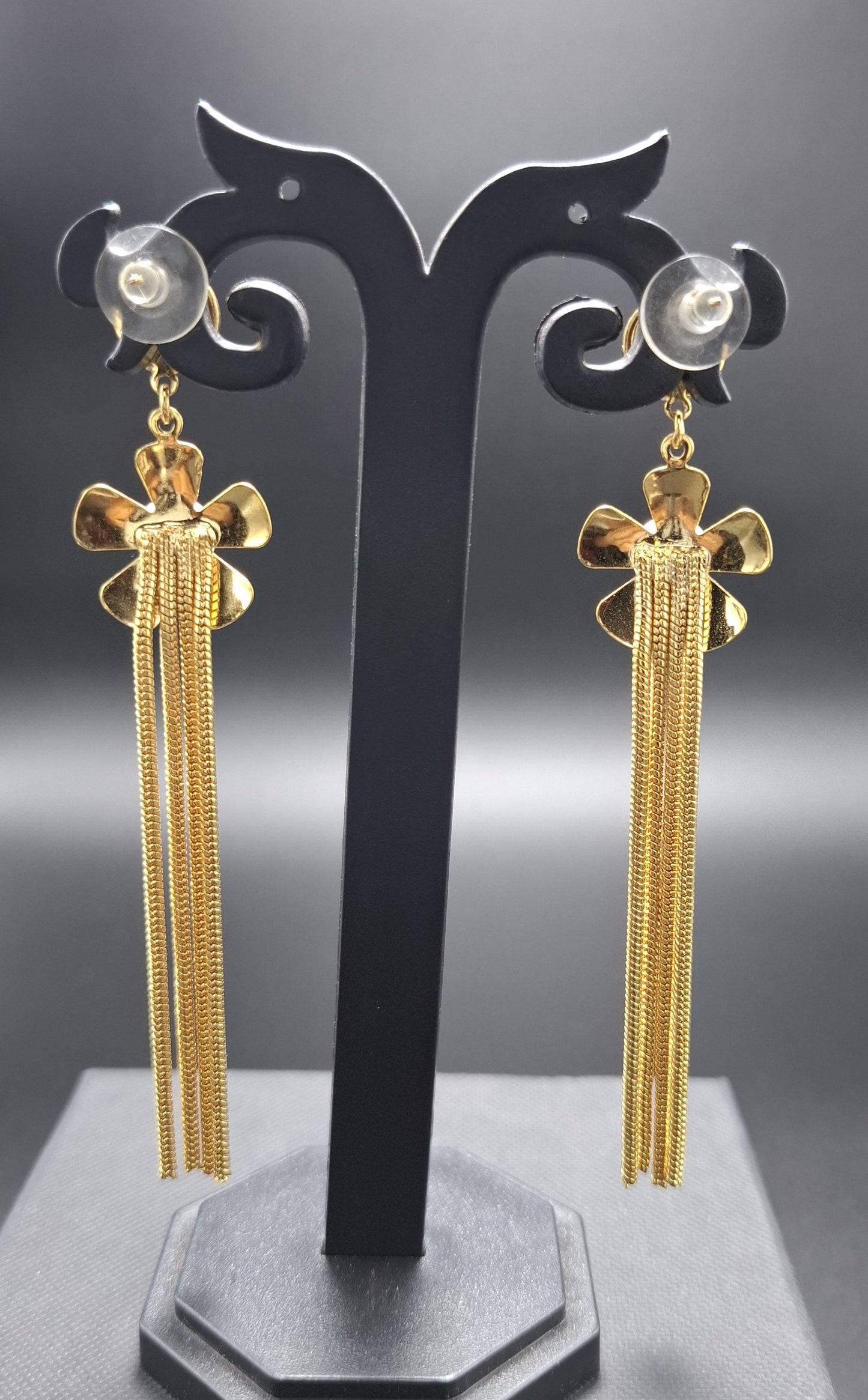 Premium Anti-Tarnish Earrings - Effortless Luxury, Crafted to Last