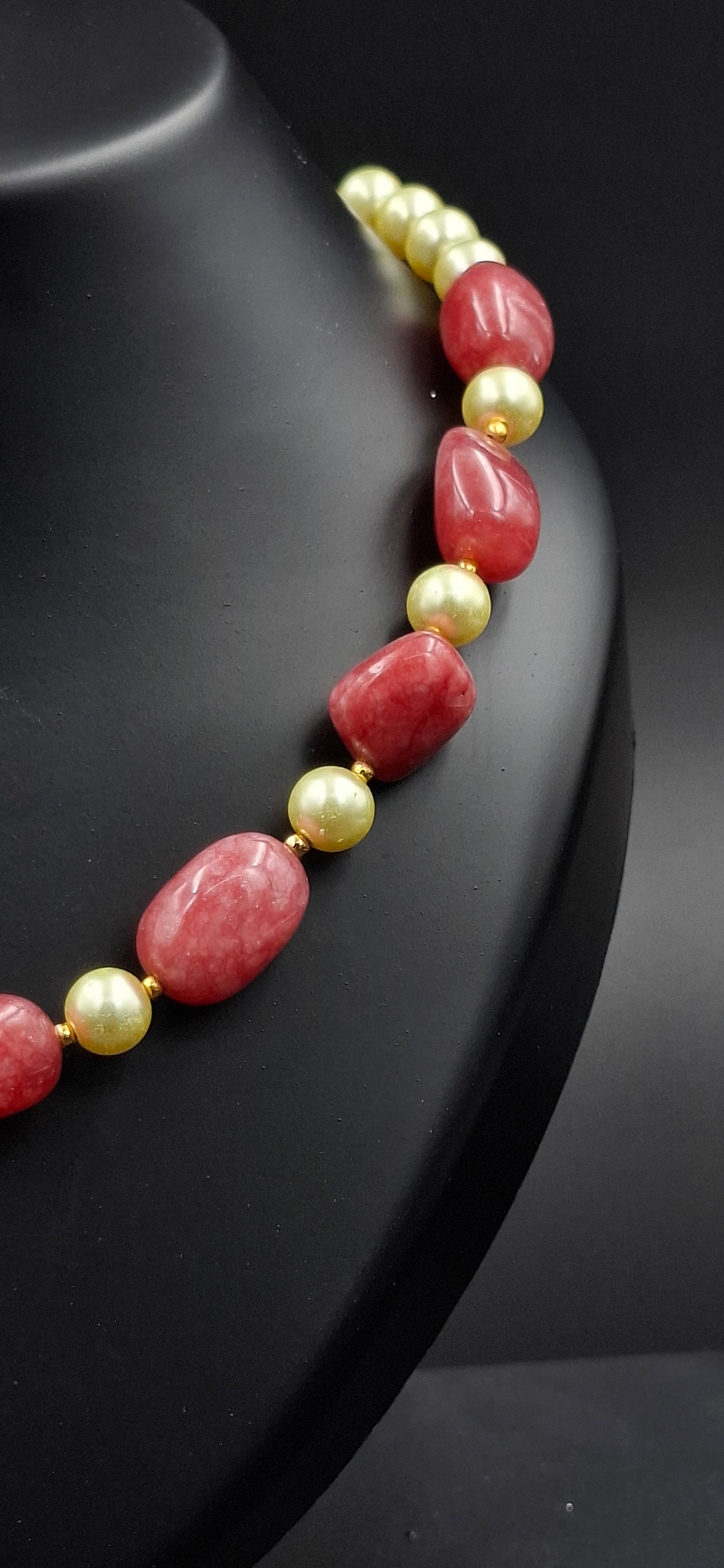 Pink Beads Necklace – Soft Elegance, Bold Impression