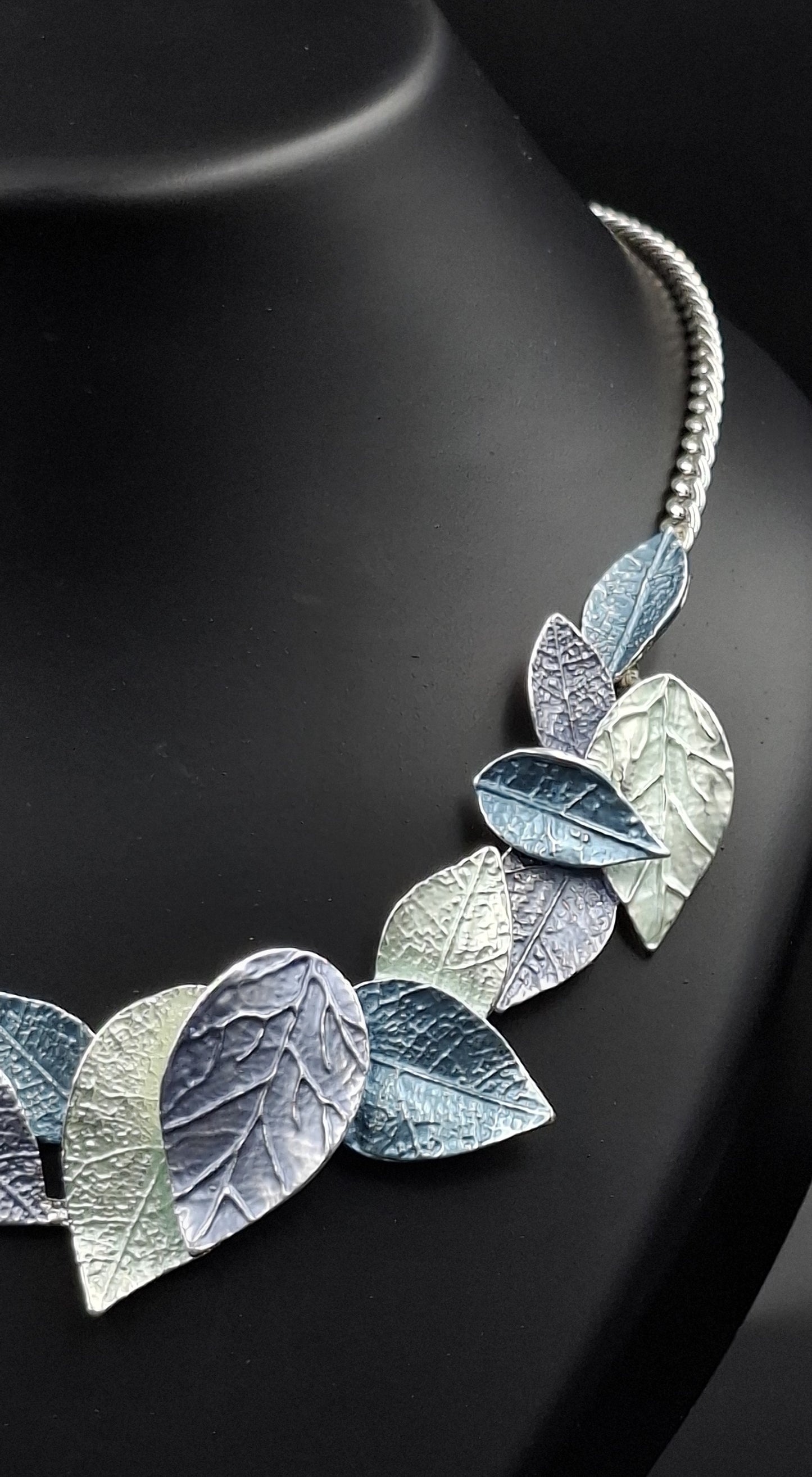 Leaf Motif Necklace - Blue & Silver Details