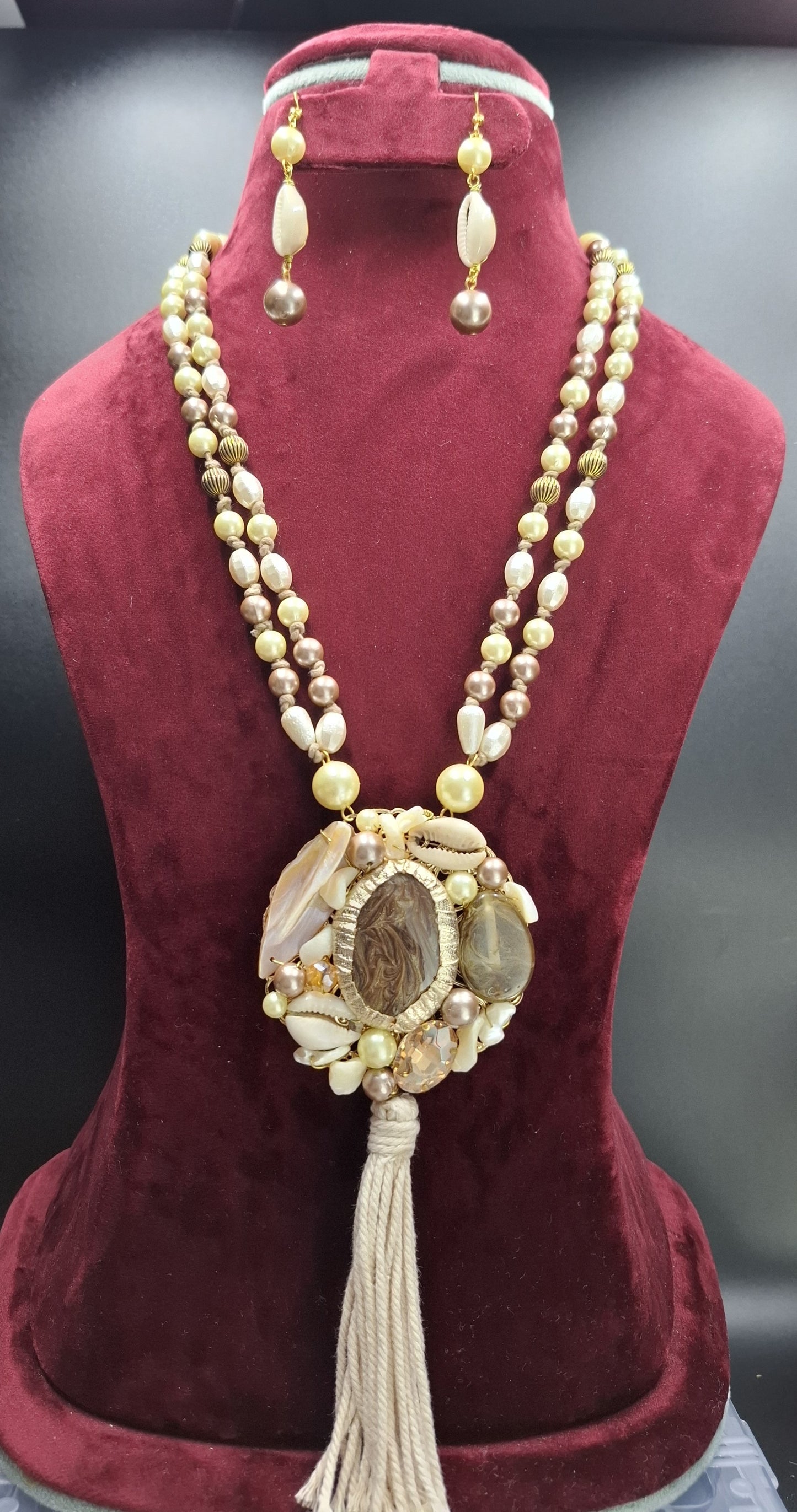 Tribal Shell Tassel Set