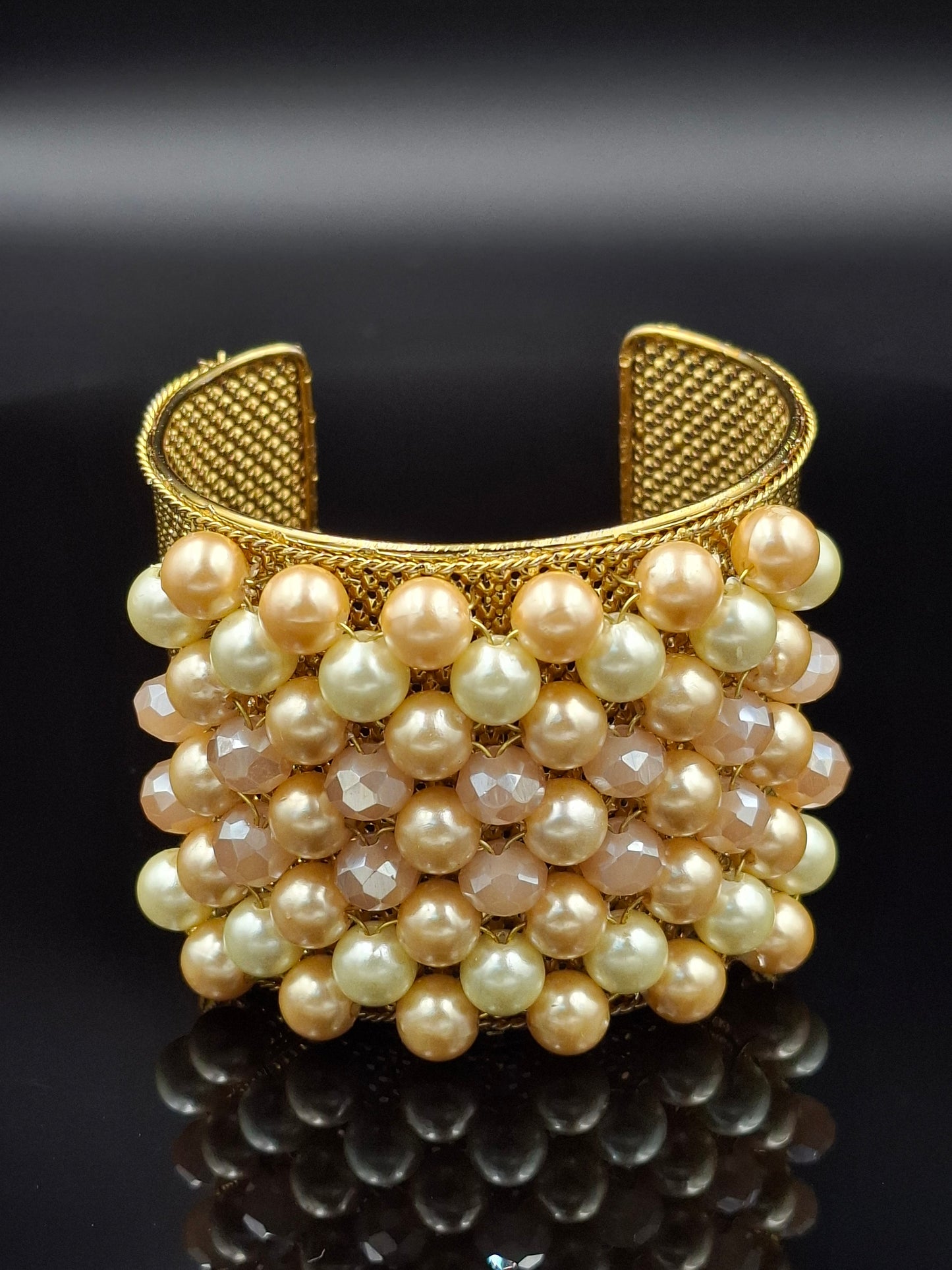 "Rosé Whisper" – Handmade Layered Pearl Bloom Cuff